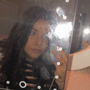 Meet your Posher, Jennette